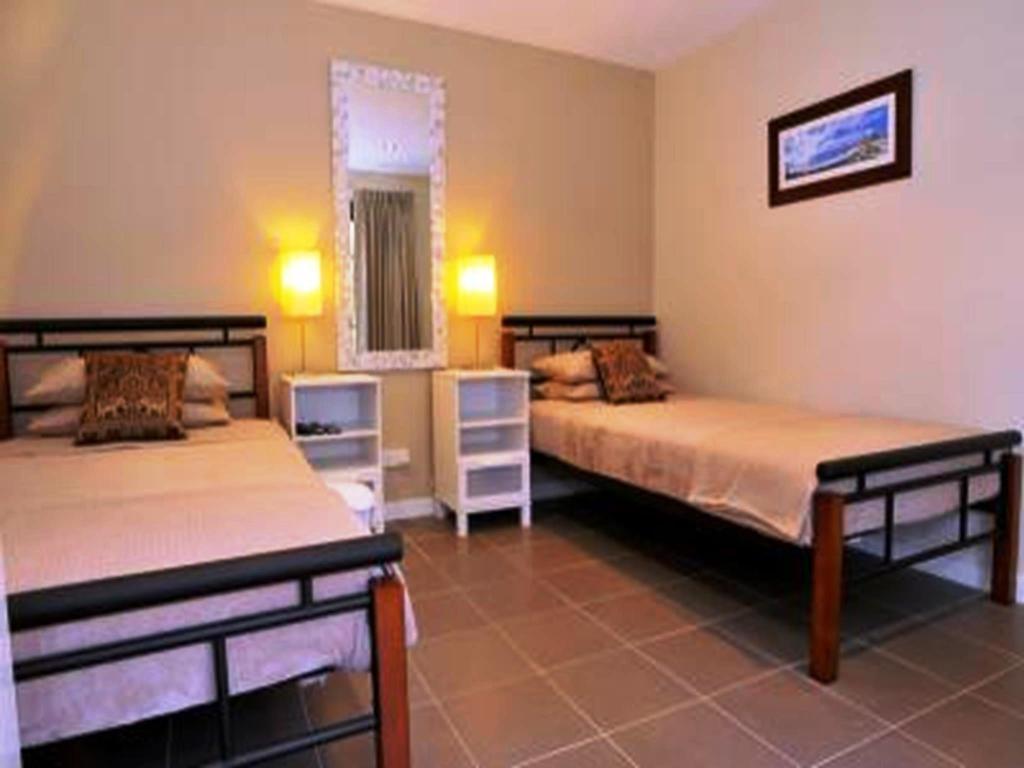 Waikiki Beach Bed And Breakfast Hopeland Zimmer foto